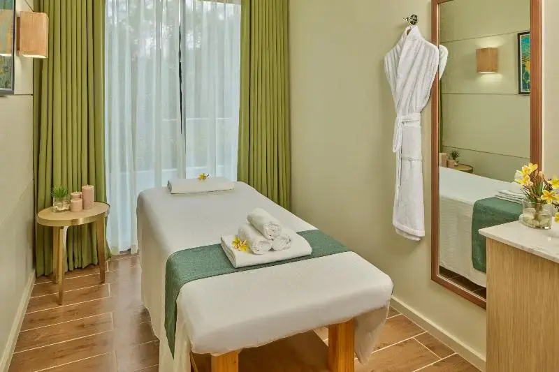 Chancellor Hotel Boracay