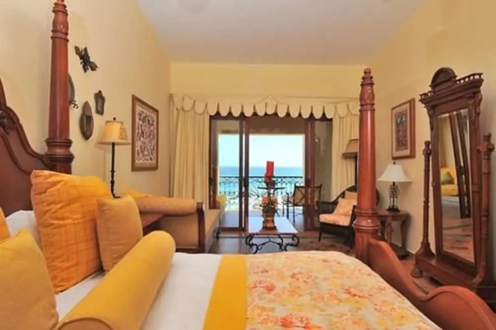Great 1 BR Hacienda Encantada
