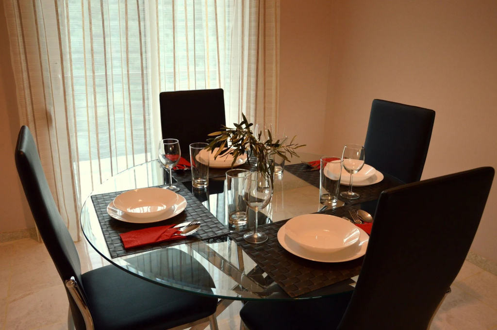Marathon Eco Stay