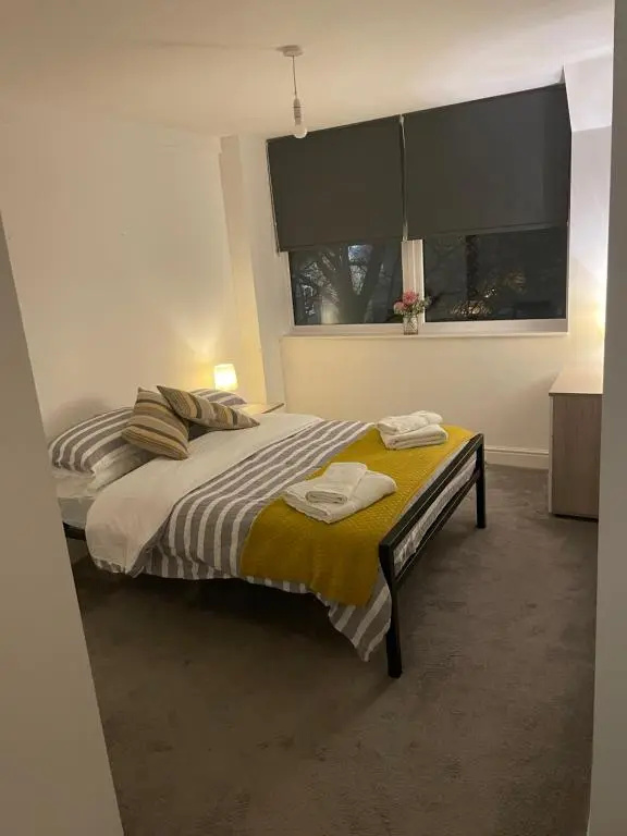 #0210 Lovely 1 bedroom apartment - Free parking
