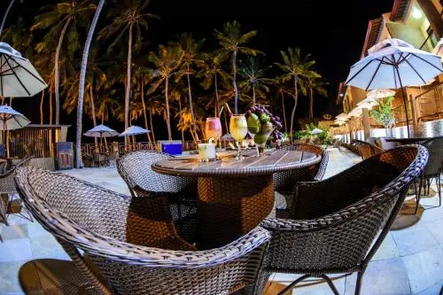 Genus Beach Hotel