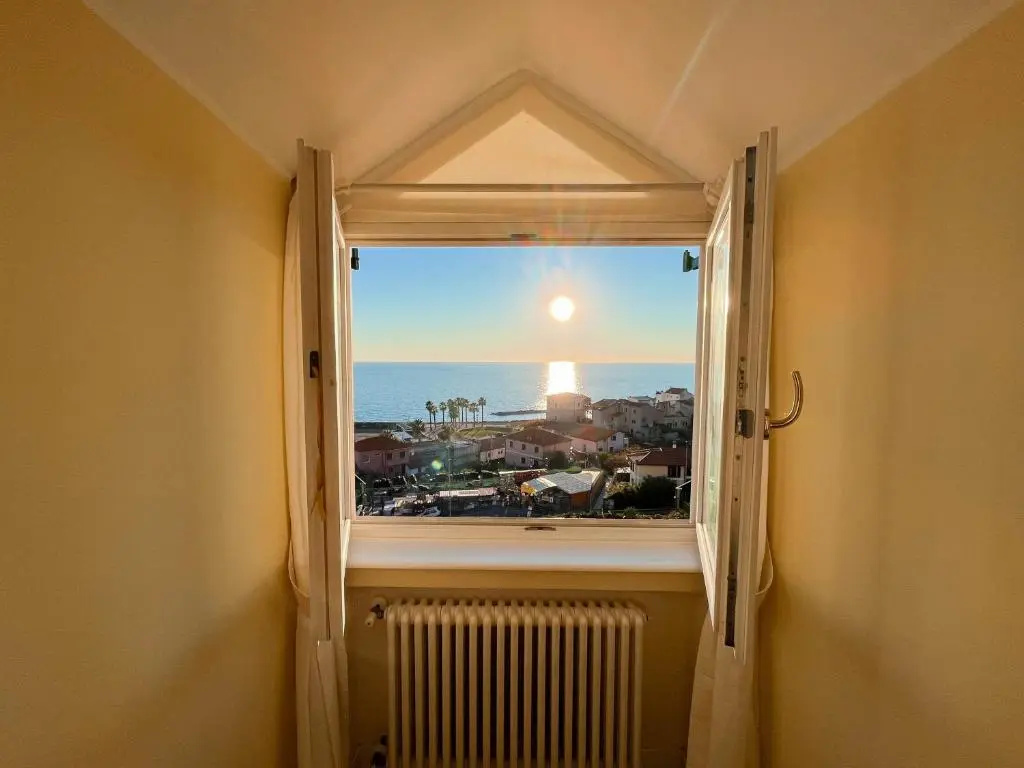 H11 Finestra Sul Mare - Santo Stefano
