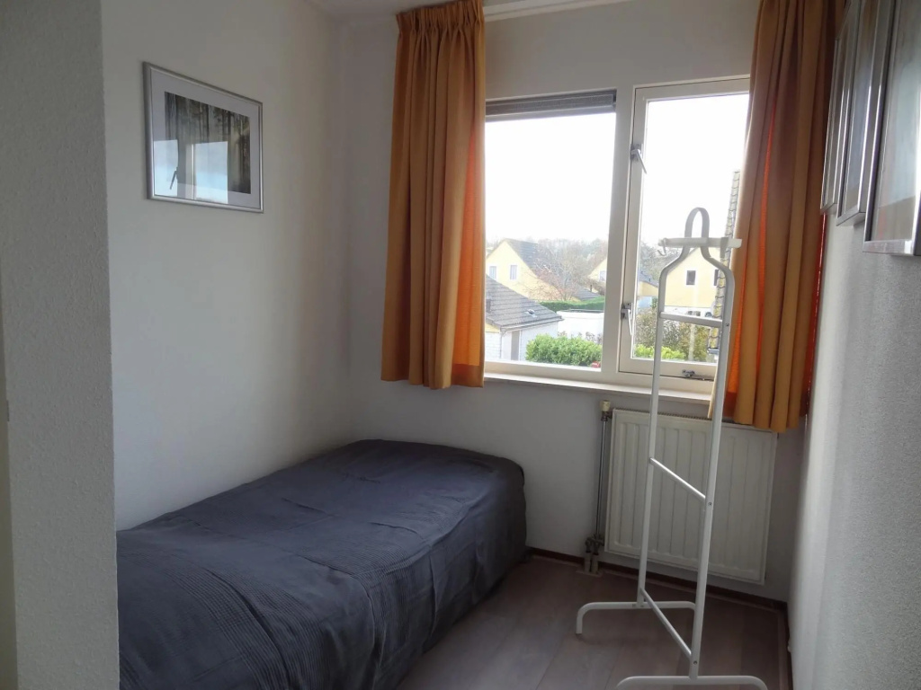 Holiday Home in Zeeland with Garden