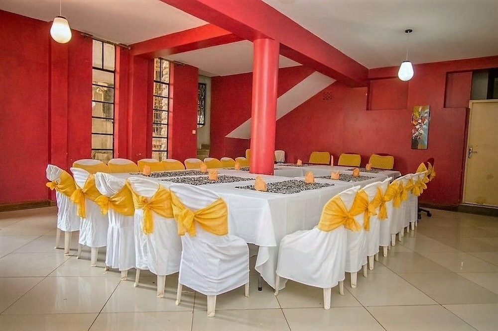 Central Hotel