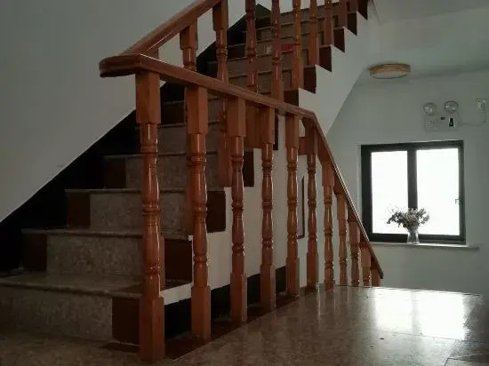 Yuxian Yangyue Caotang Homestay