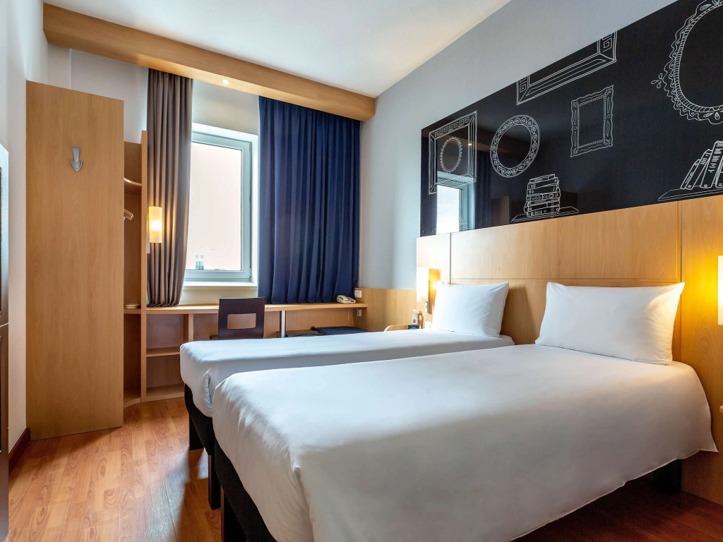 ibis Киев Центр