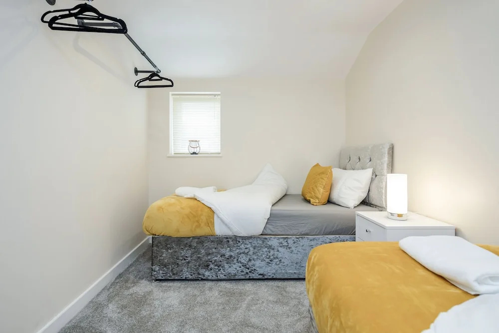 Bedford Hospitalsouth Wing4 Guests3 Bedswifi