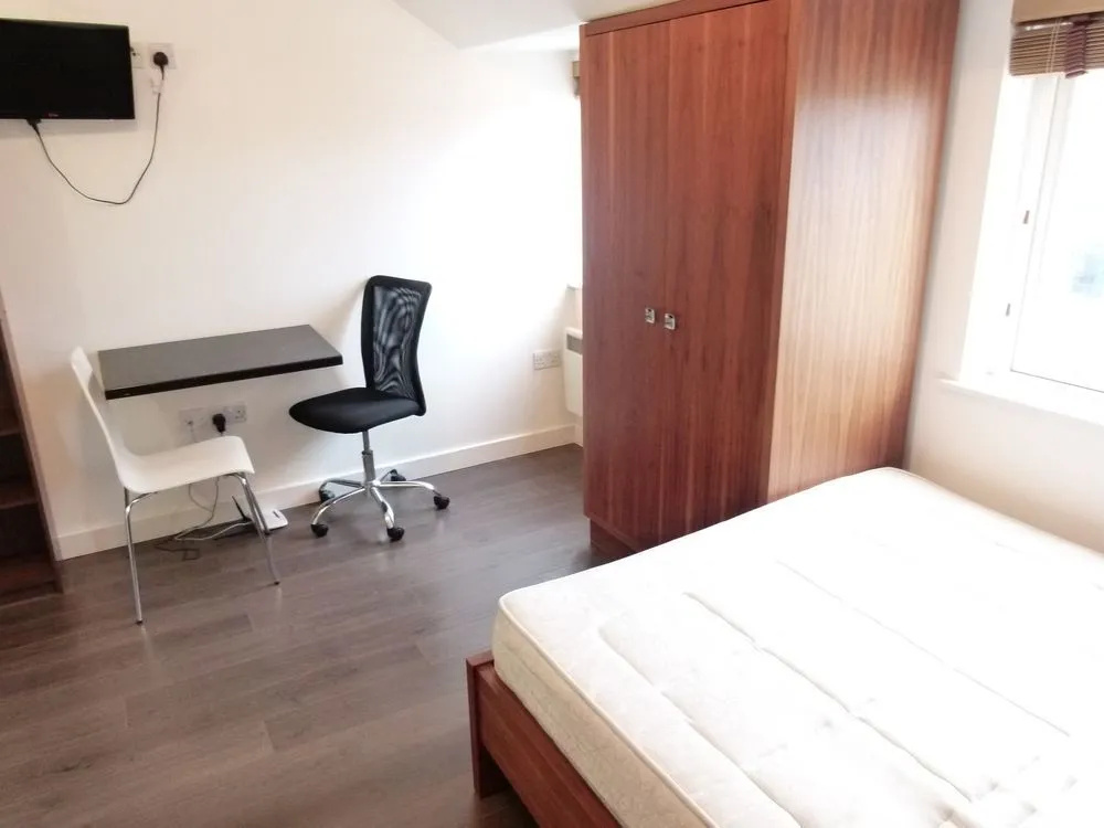 SS Property Hub - City of London Studio Apartment 17