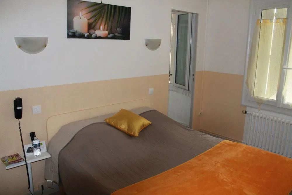 Logis Hôtel Beauséjour