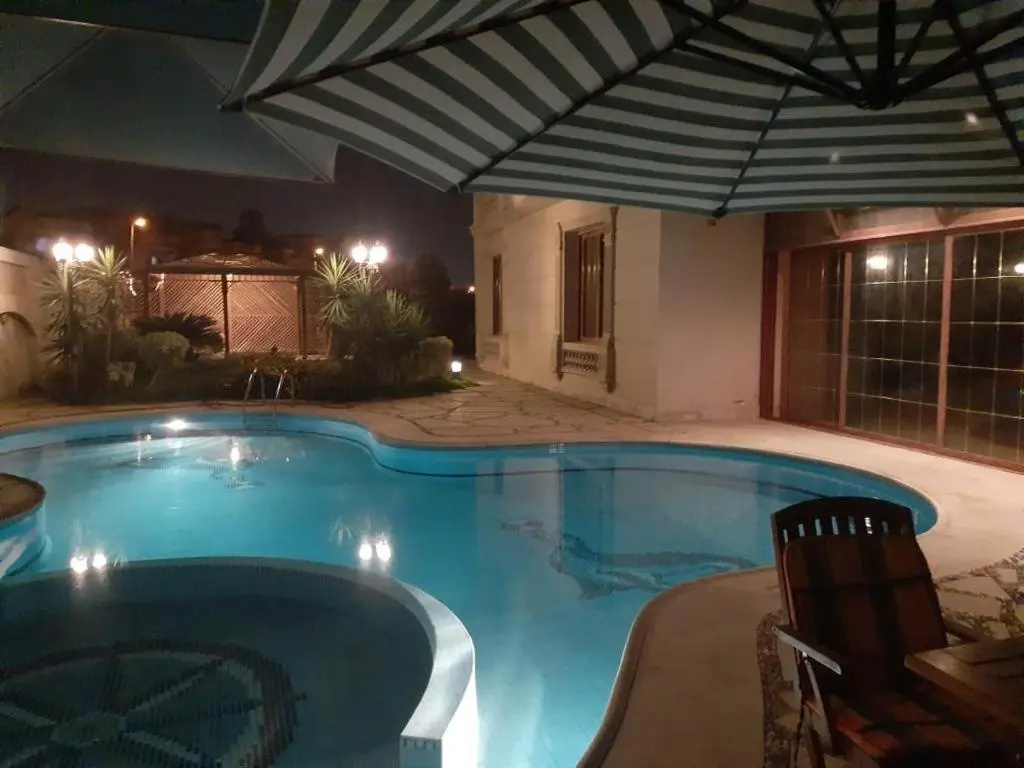Super luxurious villa with large landscape areas