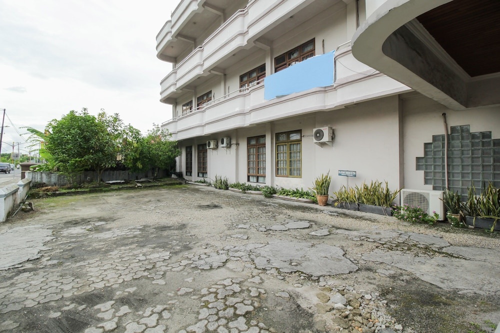 Airy Ahmad Yani Irian 2 Palangkaraya