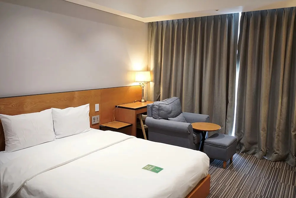 Days Hotel & Suites by Wyndham Incheon Airport