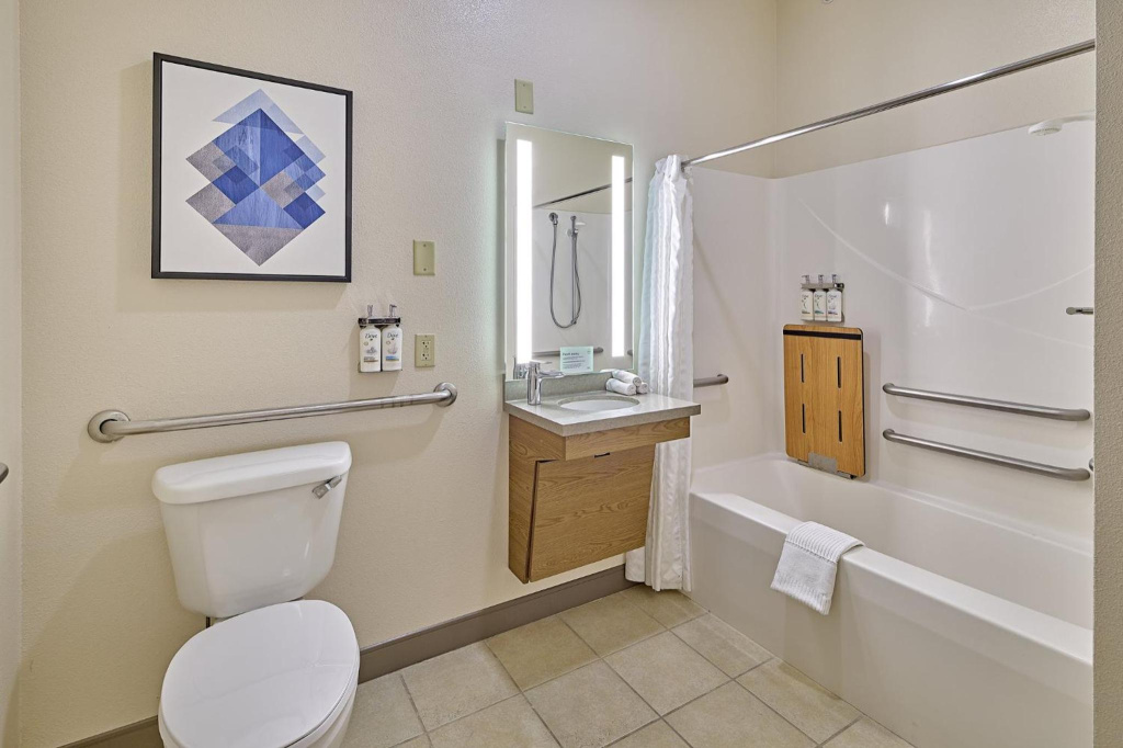 Candlewood Suites - Peoria at Grand Prairie by IHG