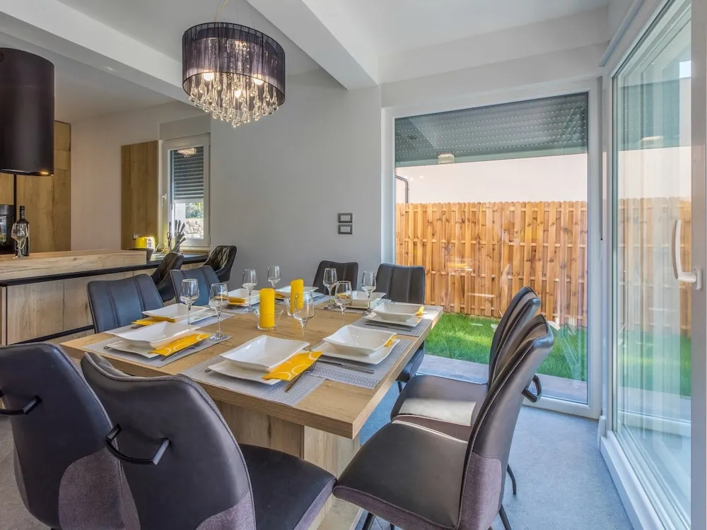 House Villa Solaris