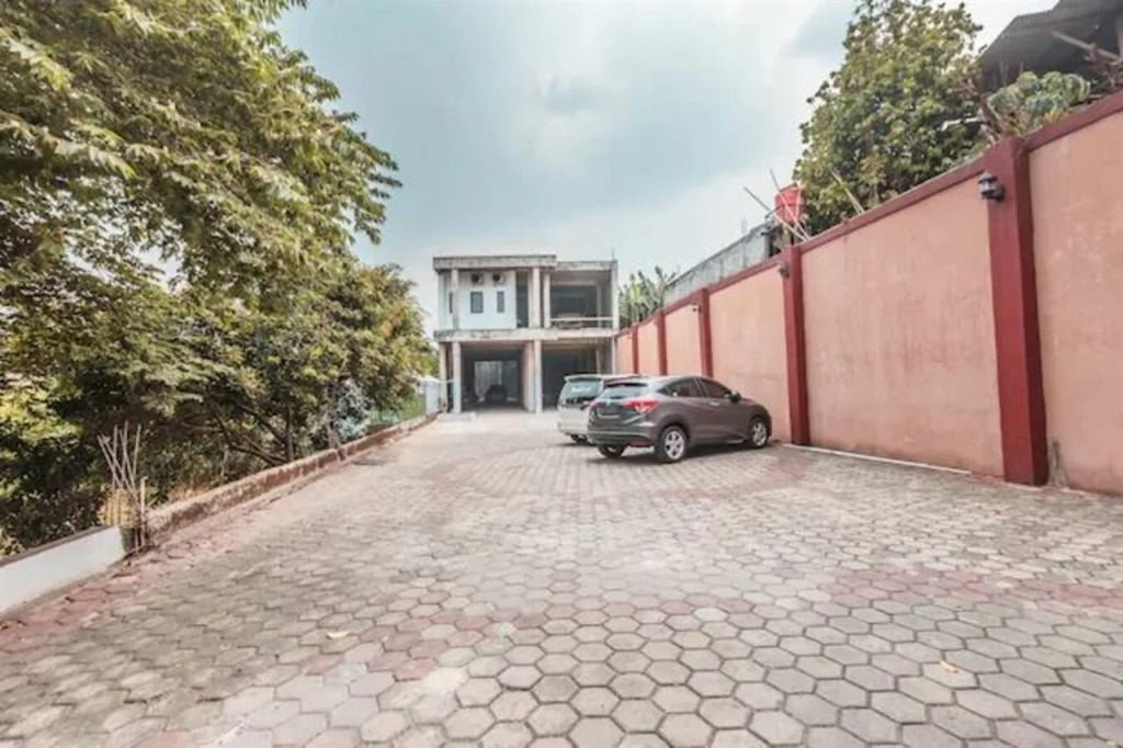 Super OYO 1640 Fallinda Hotel