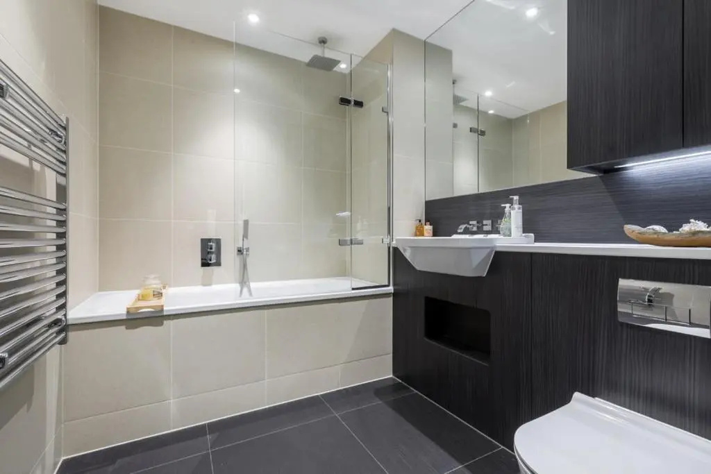 GRAND SERVICED APARTMENT*****