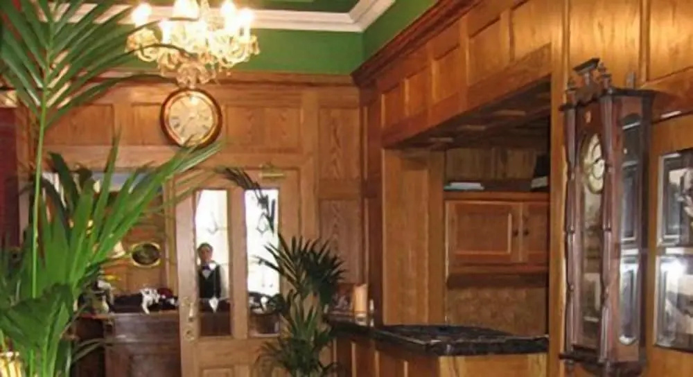 Scholars Townhouse Hotel