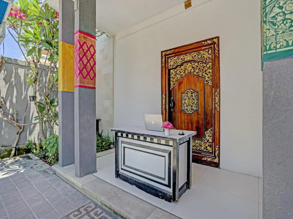 OYO 3856 Tizta Suites Bali