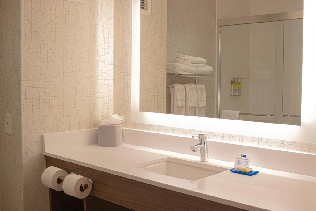 Holiday Inn Express Hotel & Suites Livermore by IHG