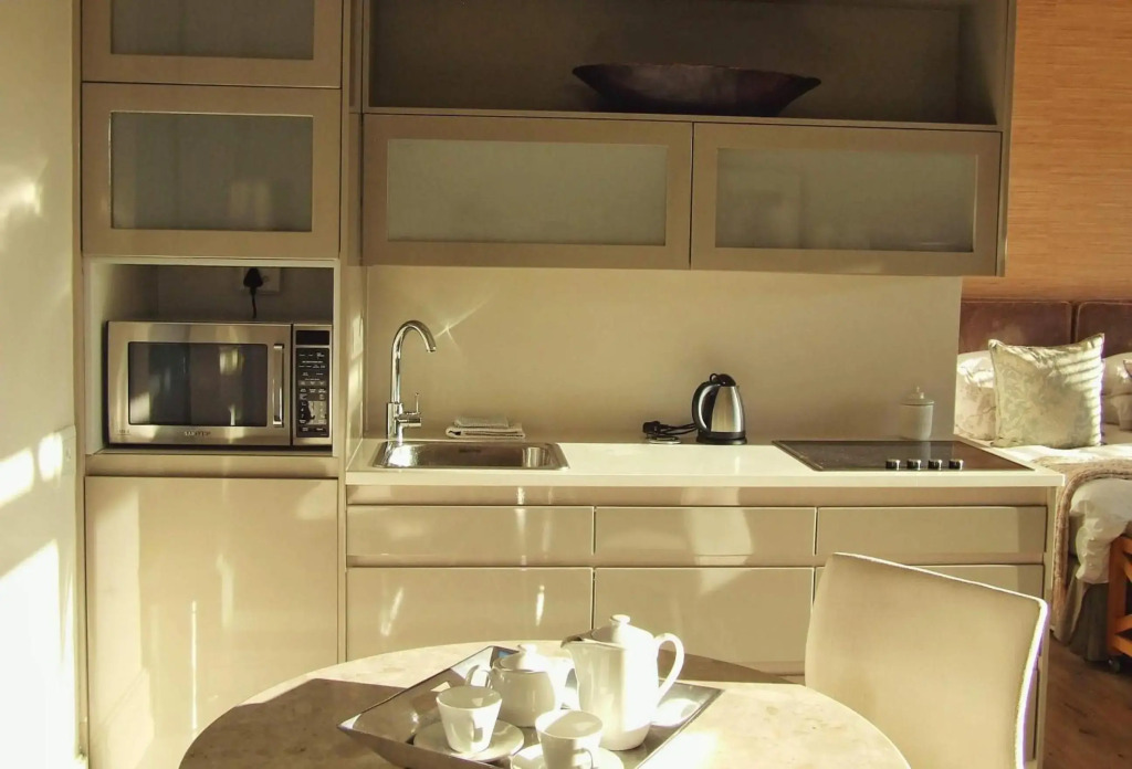 210 Gallery Luxury Studio Apartment