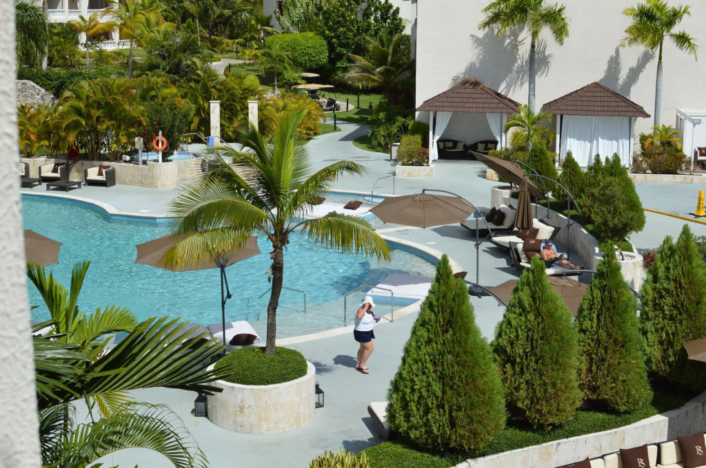 Lifestyle Royal Suites