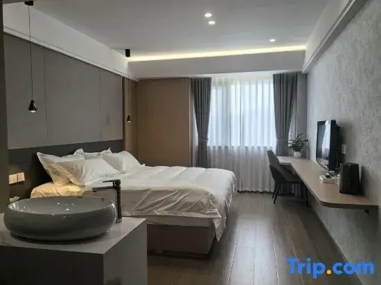 Yongkang Xinlong Hotel