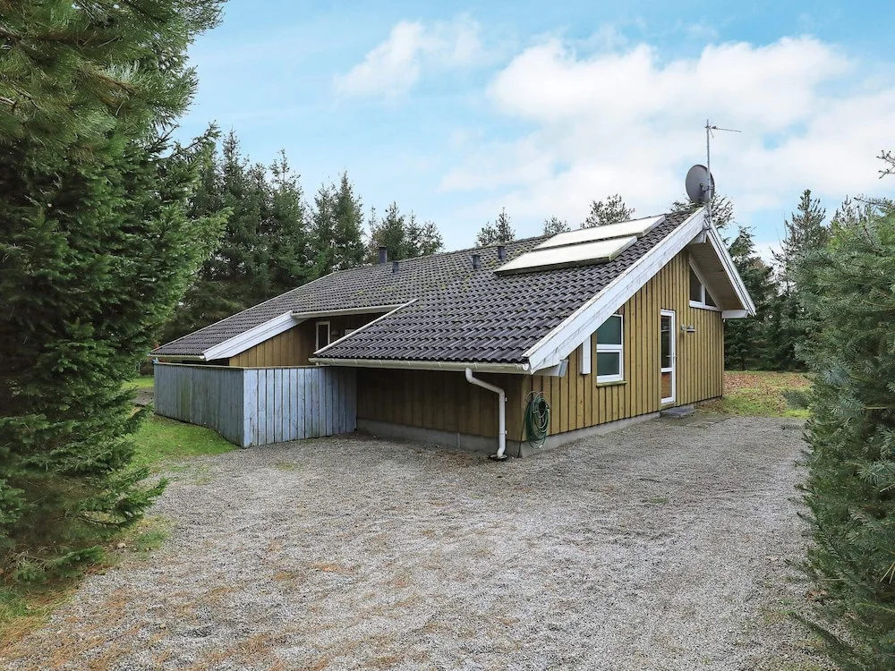 Serene Holiday Home in Hals With Sauna