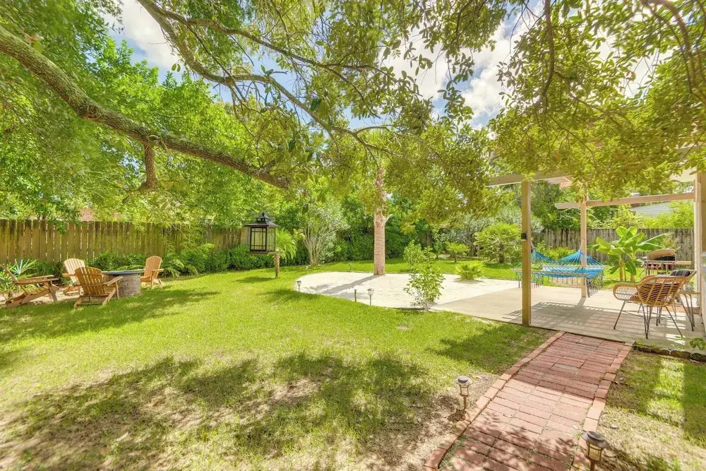 Pet-friendly Pensacola Home w/ Sunny Backyard!