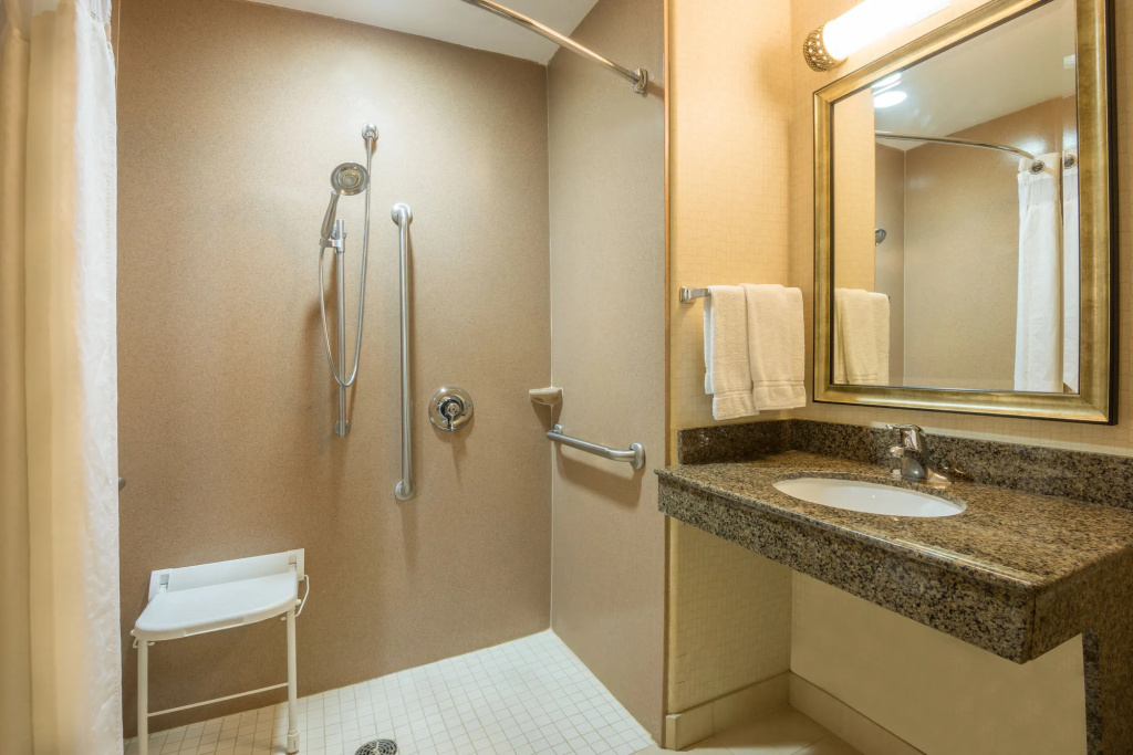 Holiday Inn Express & Suites Phoenix Glendale Dist by IHG
