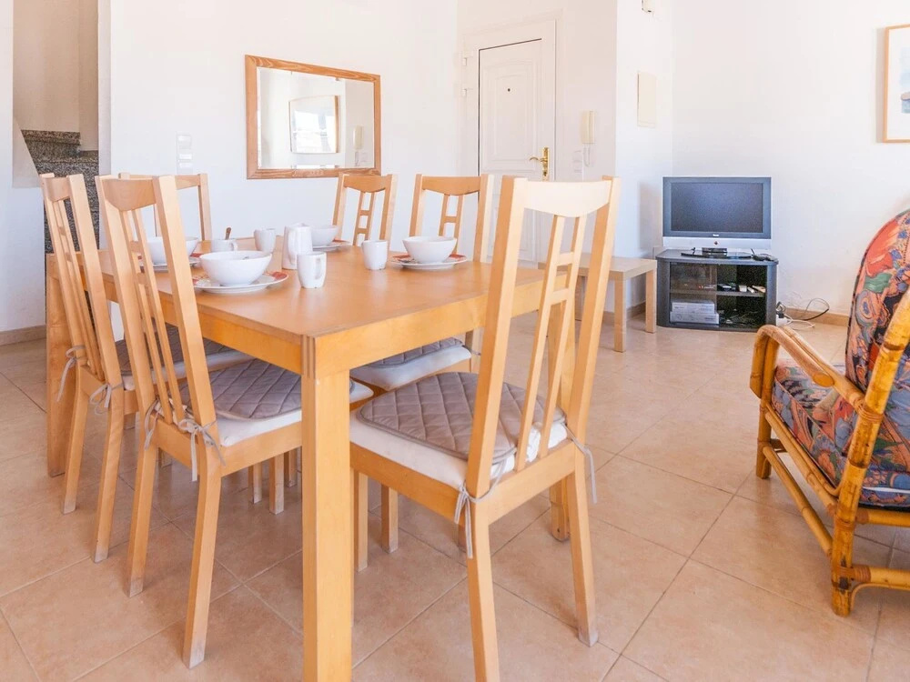 Pretty Holiday Home in L'escala With Swimming Pool