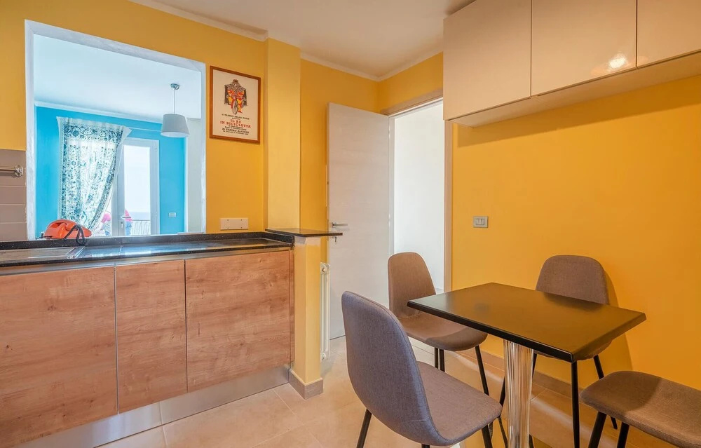2 Bedroom Awesome Home In Cipressa
