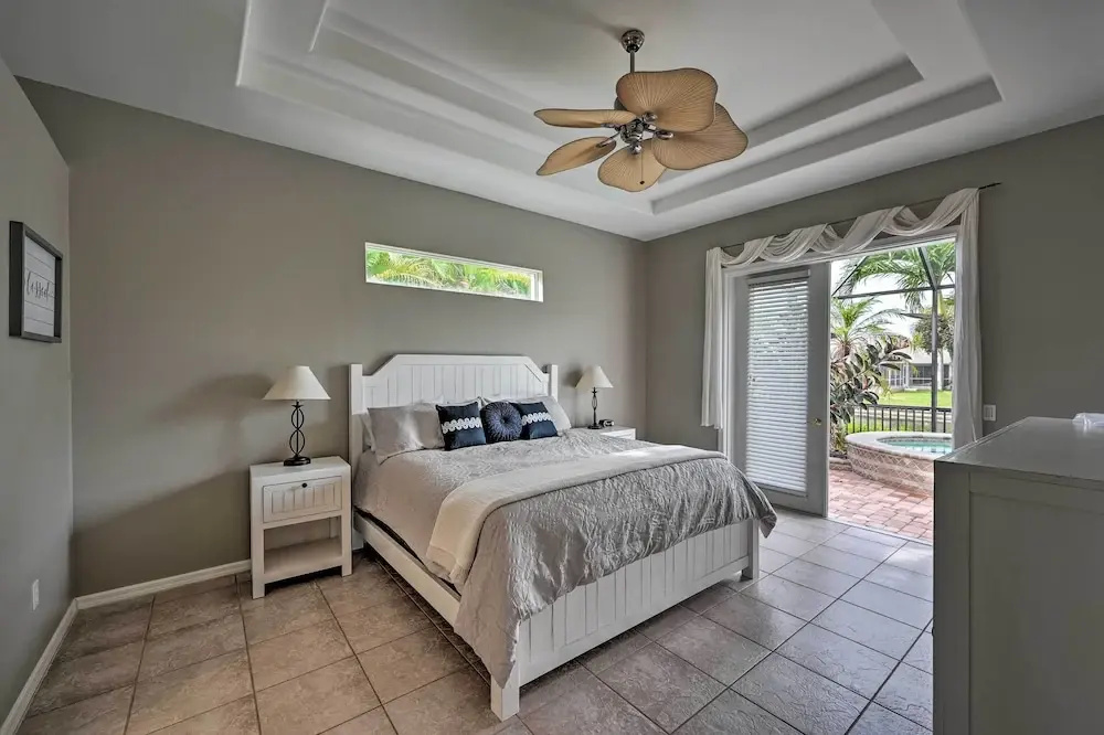 Canalfront Oasis: Cape Coral Home w/ Pool & Spa