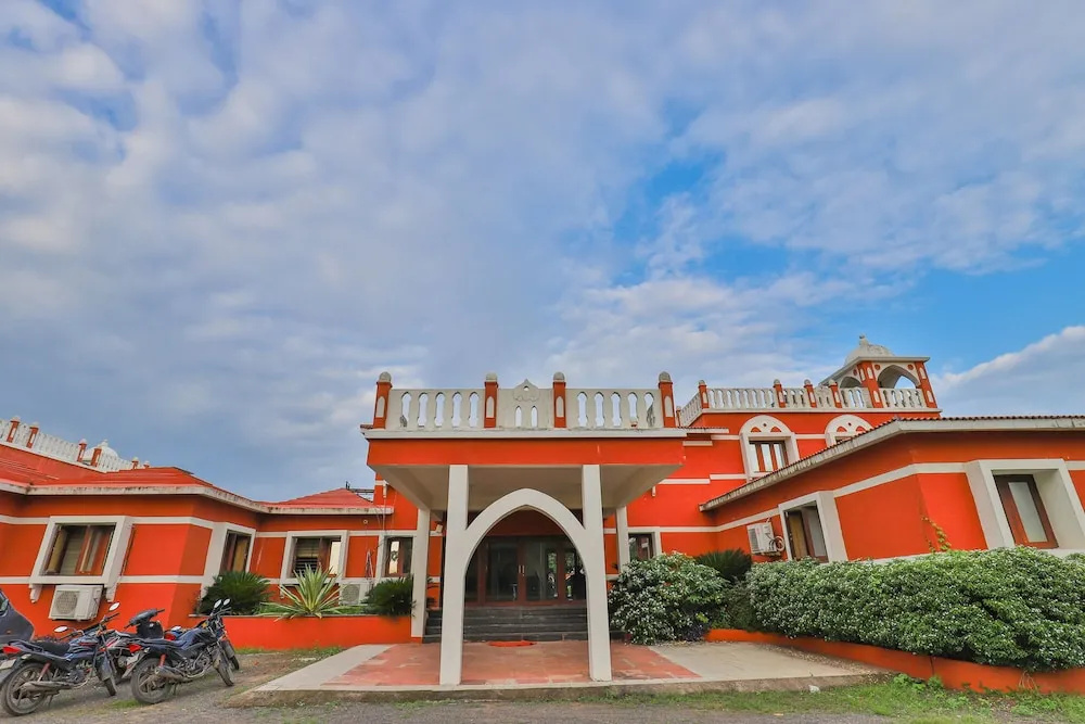 AUM Health Resort