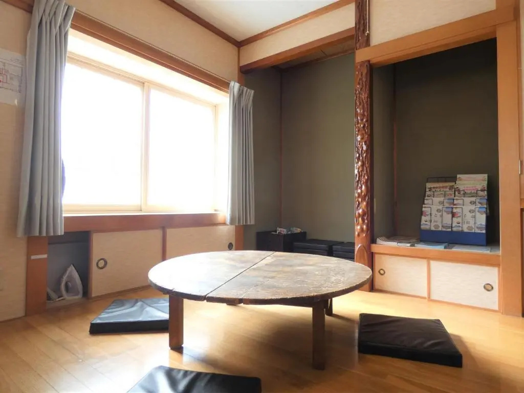 The House Chitose Station 1