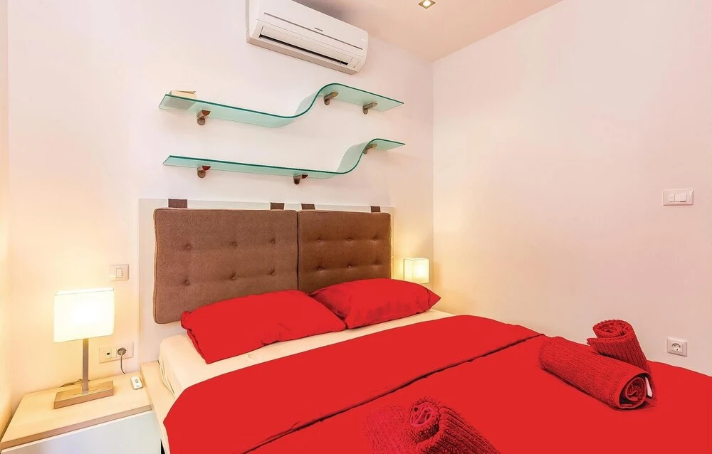 Nice Home in Crikvenica With Wifi and 2 Bedrooms