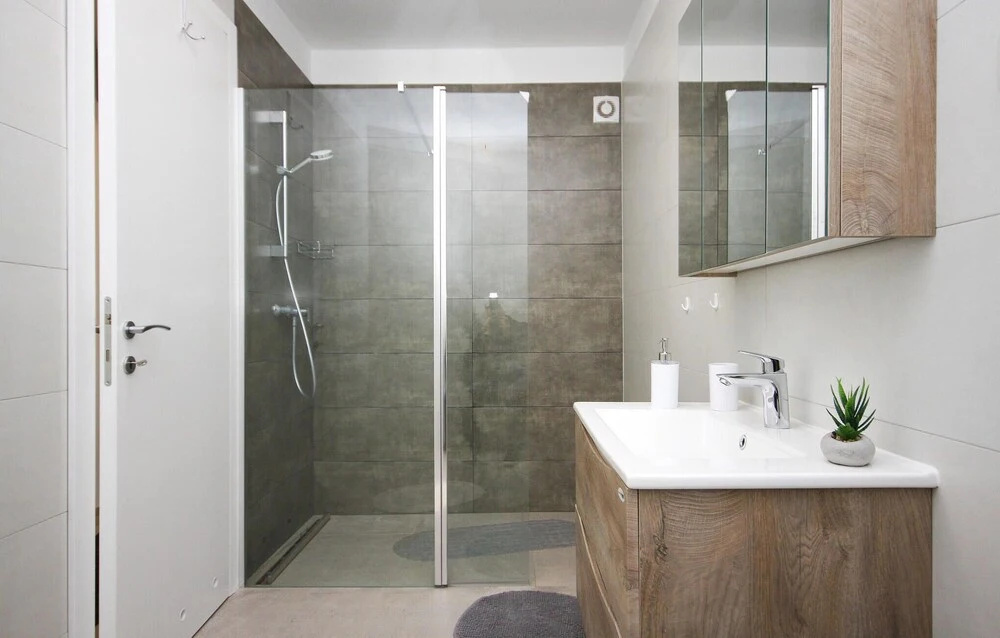 Stunning Apartment in Pjescana Uvala With 3 Bedrooms, Wifi and Outdoor Swimming Pool