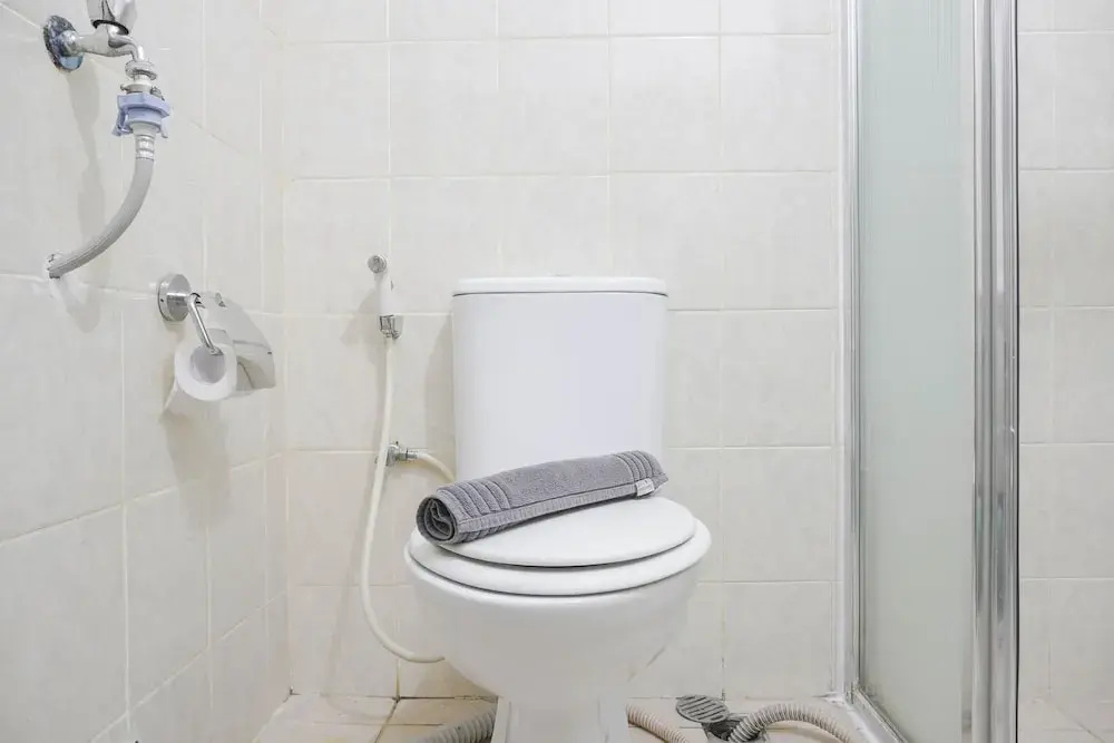 Well Appointed 1Br At The Wave Kuningan Apartment