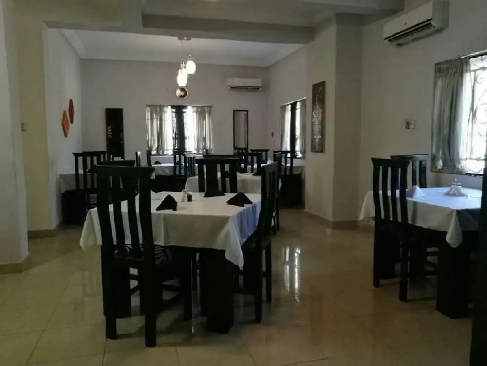 Villa Nuee Hotel & Suites Utako, Abuja