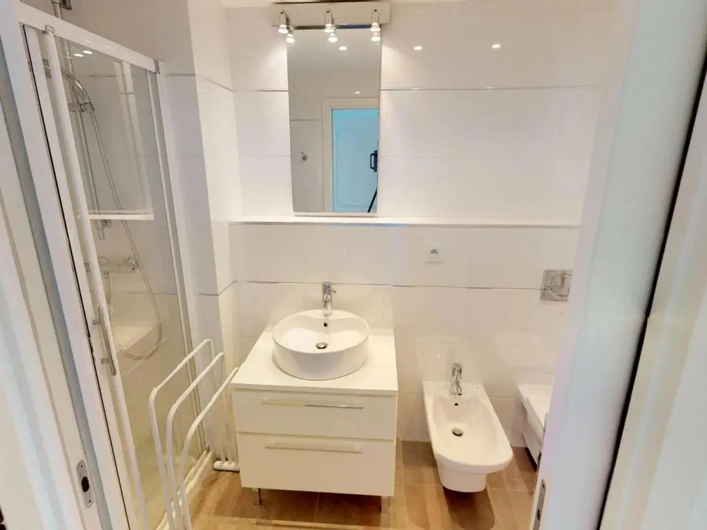 Appartement Menton, 3 pièces, 4 personnes - FR-1-196-250