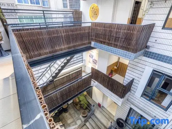 Muguang Xinze Homestay (Xi'an Huimin Street Sajinqiao Subway Station)
