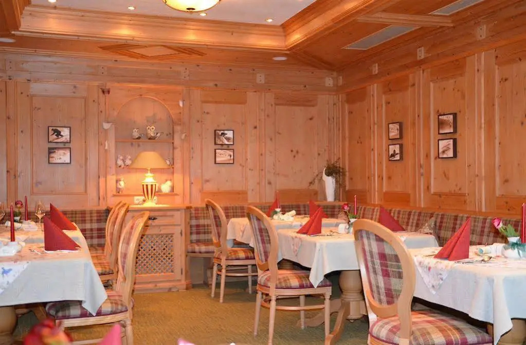 Almhotel Told