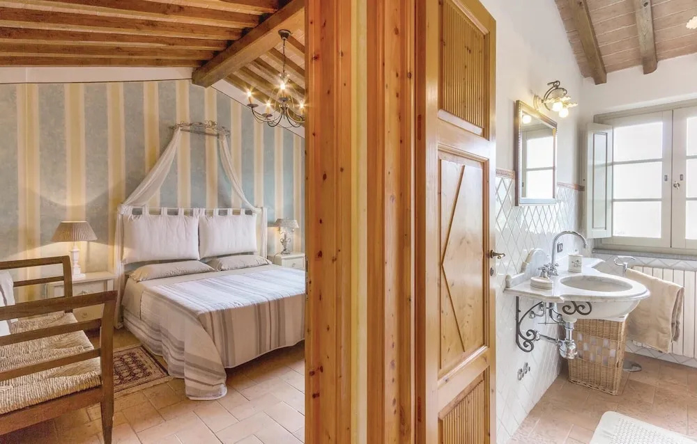 3 Bedroom Cozy Home In Camaiore Lu