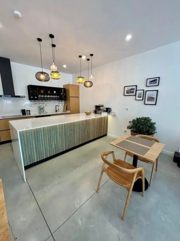 Casa Tawny