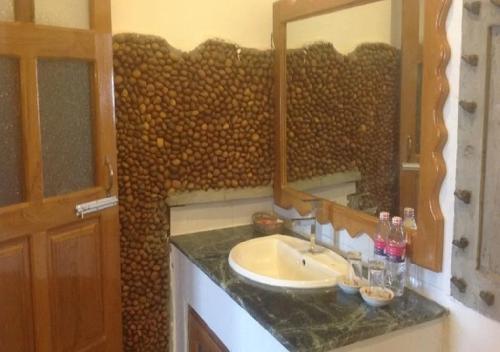 Teak Wood Hotel