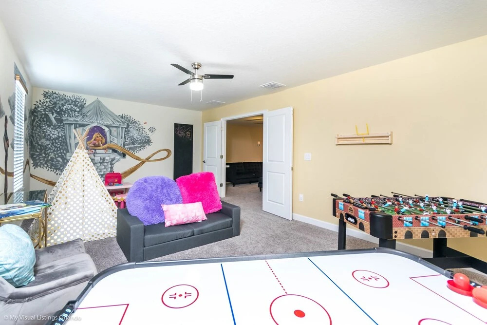 9020 Stinger Drive
