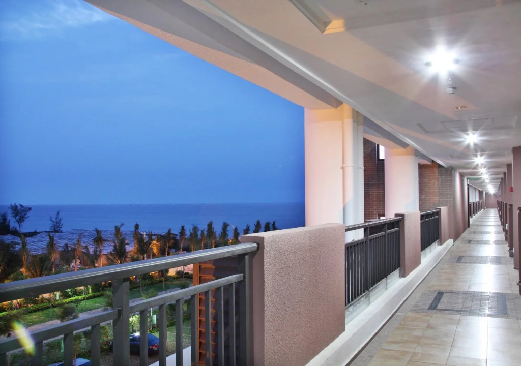Hainan Golden Sunshine Hotspring Resort Hotel