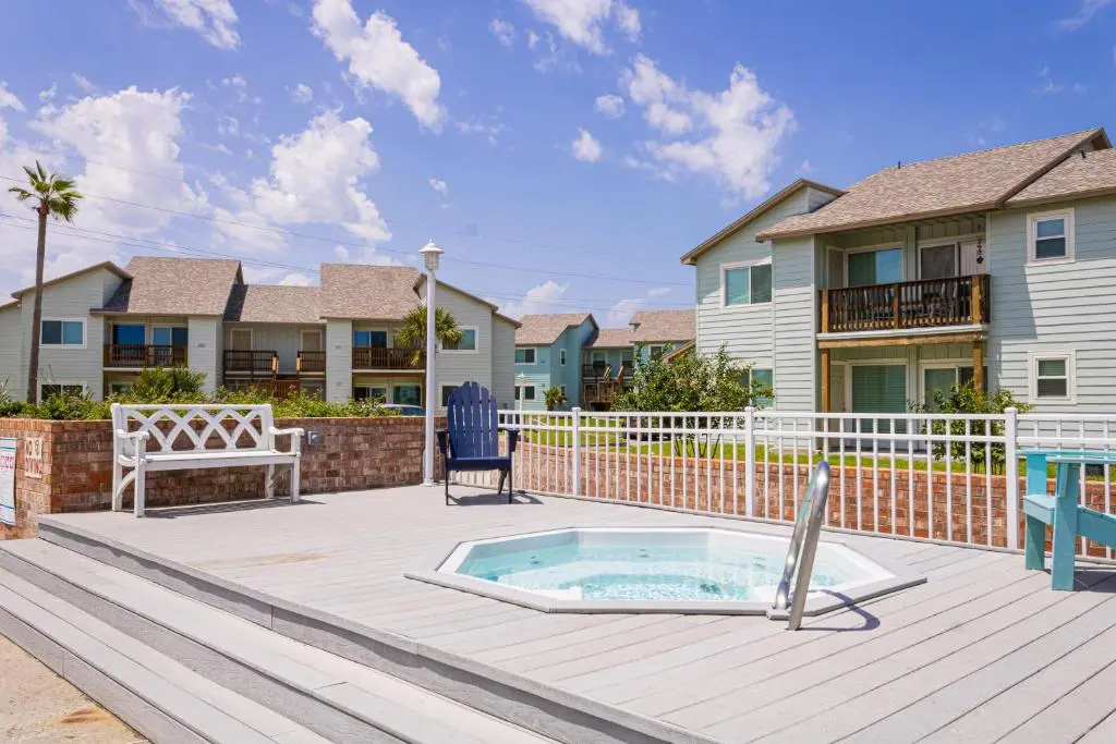 AH-E116 Newly Remodeled Condo, Ground Floor, Across From the Shared Pool