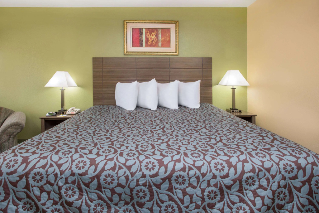 Days Inn by Wyndham Abbeville
