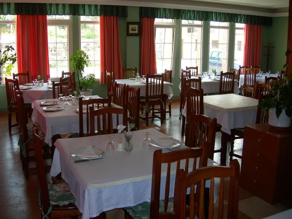 Hostal Sanpatiel