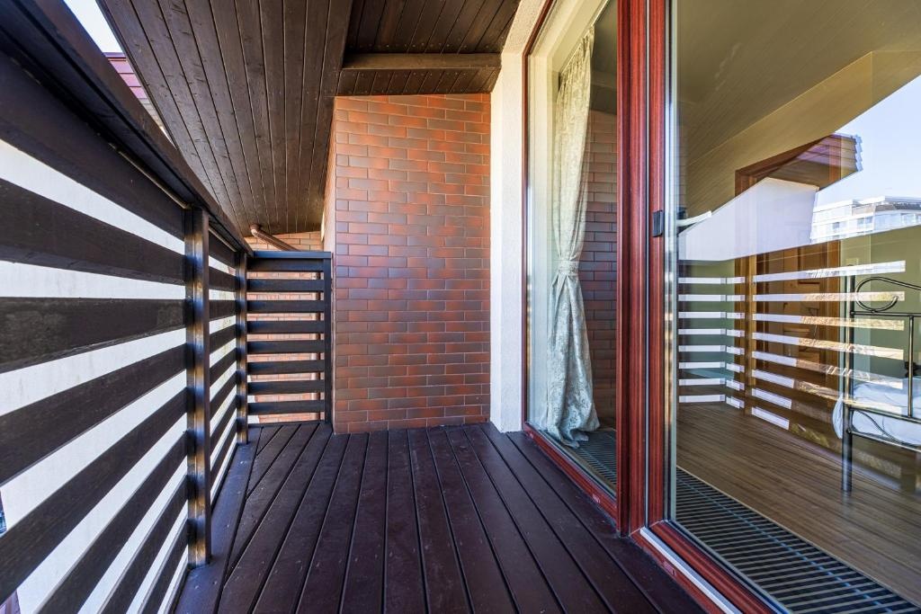 Peaceful Time Residence, By Cohost